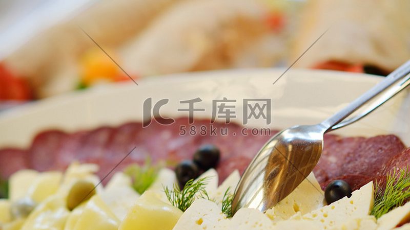 休闲食品品牌，如何挑选？揭秘十大品牌背后的秘密